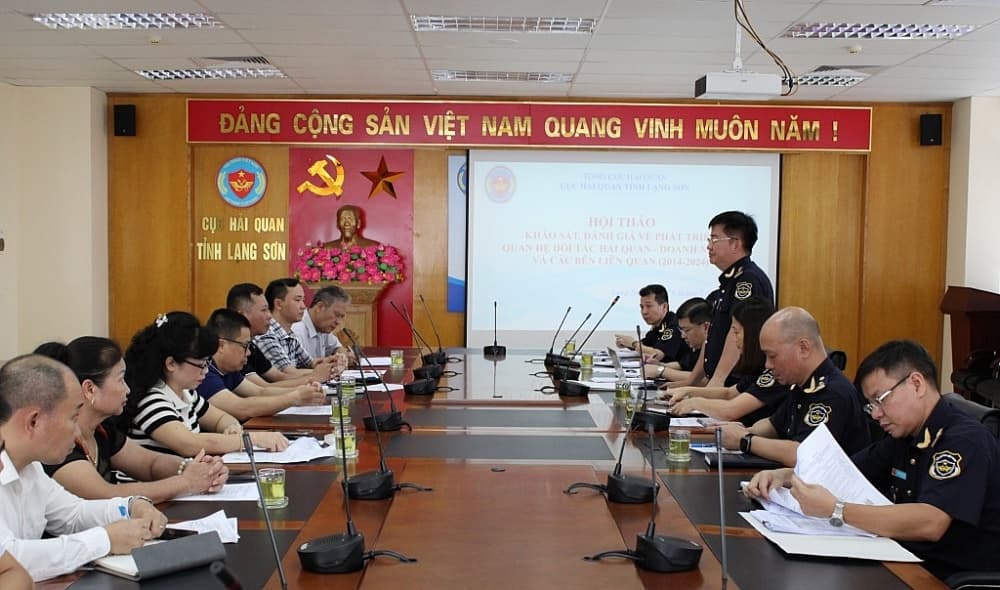 Businesses highly appreciate support of Lang Son Customs