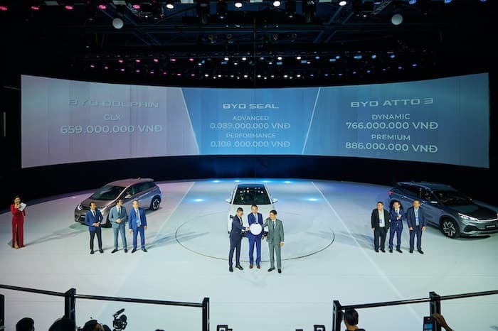 BYD targets openning 100 dealerships in Vietnam within next three years