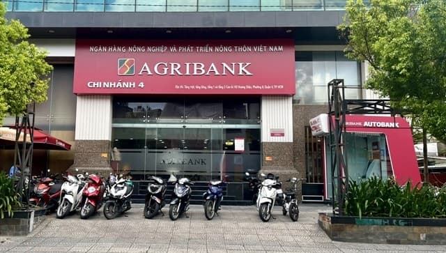 Lenders struggling to auction assets of bad debt amid market slump