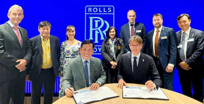 Rolls-Royce and Vietjet Sign TotalCare Agreement for 40 Trent 7000 Engines
