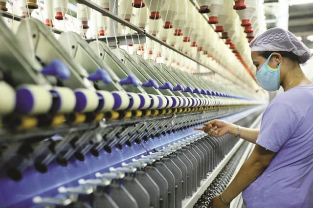 HSBC revises Viet Nam’s GDP growth forecast to 6.5%