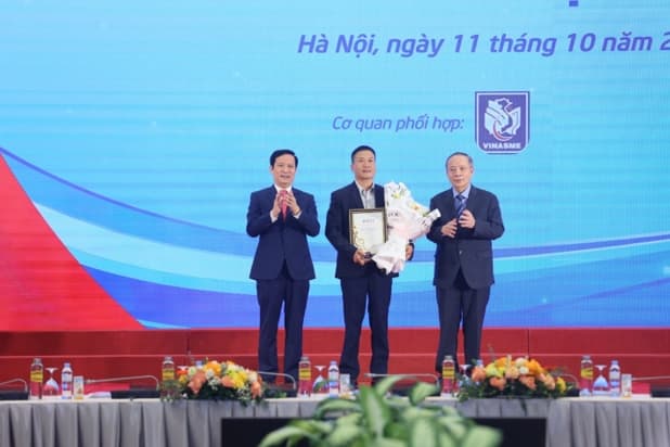National Business and Enterprise Song Festival: Spreading the Spirit of Vietnamese Business and Enterprises
