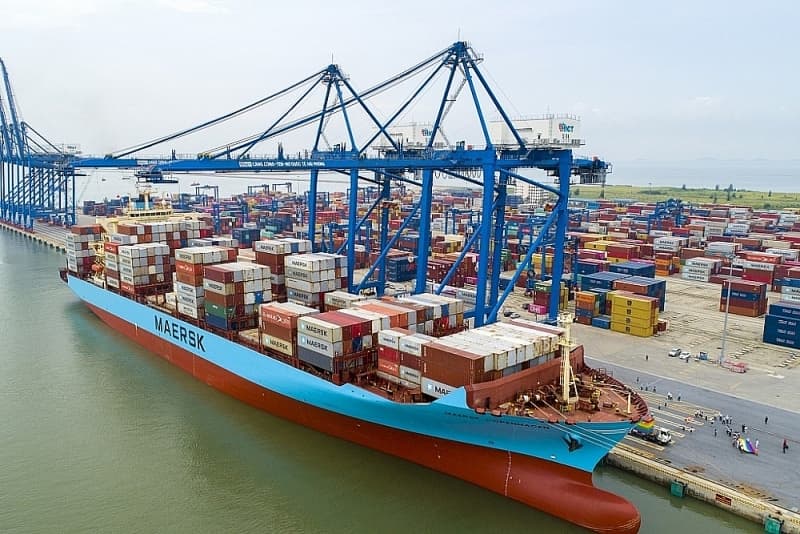 Green port - an important link in the logistics chain