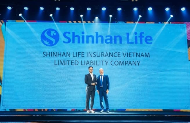 Shinhan Life Vietnam Win Double Awards at HR Asia Awards 2024
