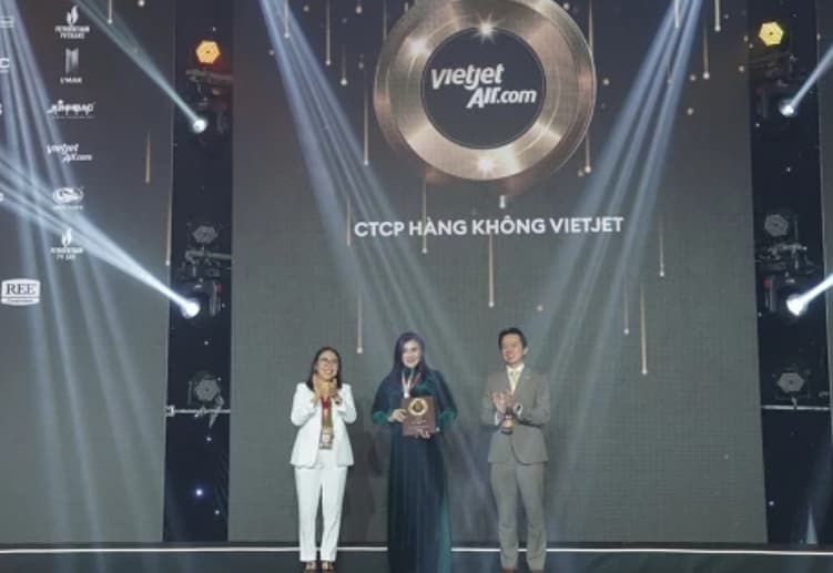 Vietjet among Forbes’ top 50 best listed Vietnamese companies in 2024