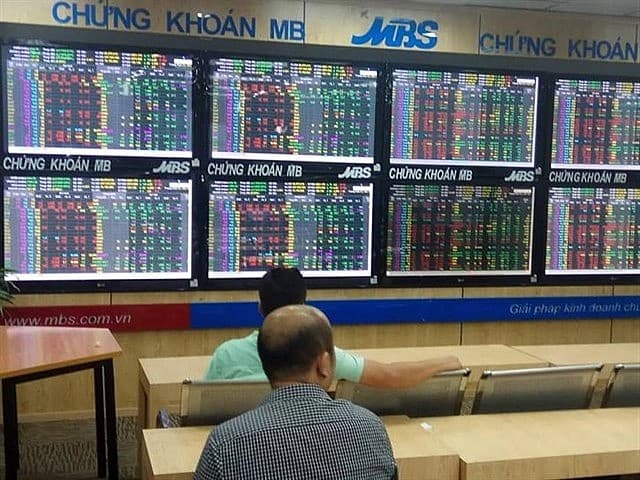 Market expected to pass psychological 1,300 mark