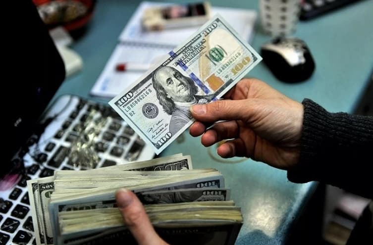 Reference exchange rate for the US dollar at 24,229 VND/USD on September 4, up 5 VND/USD