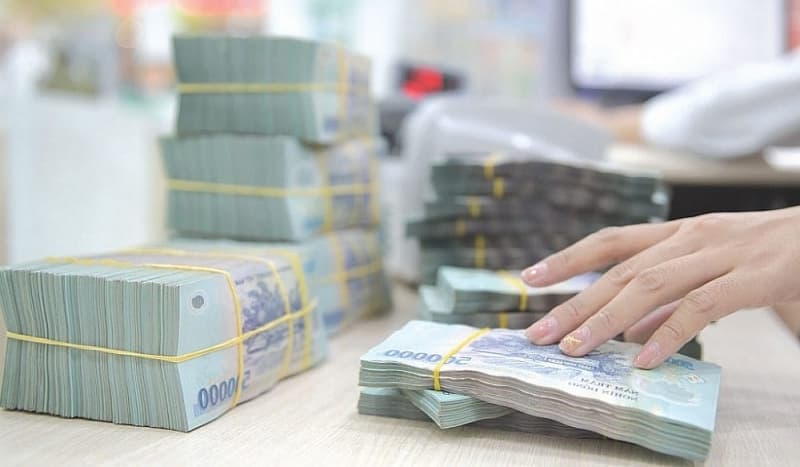 Allocating credit room, motivation for banks to compete