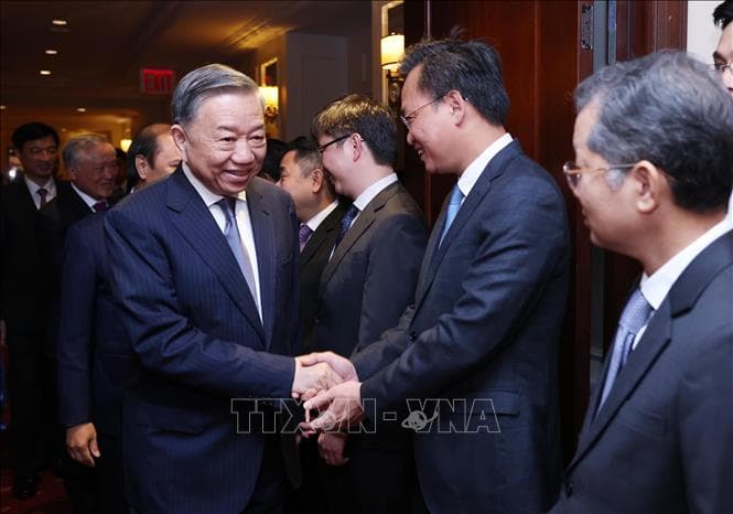 Vietnam sees int’l cooperation as key to hi-tech development