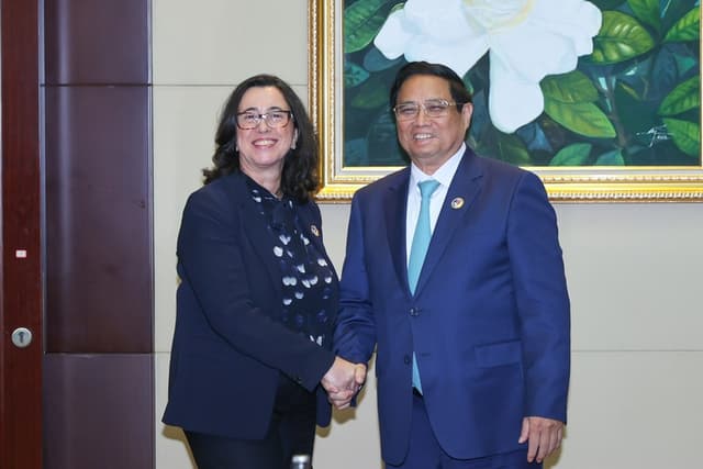 Viet Nam seeks World Bank's preferential loans for mega infrastructure projects
