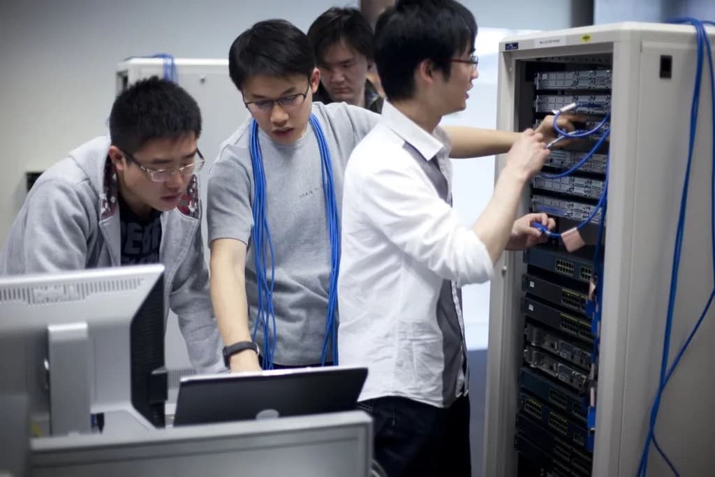 Việt Nam to focus on improving legal framework for digital technology export