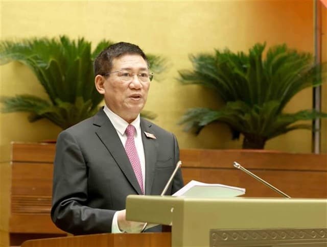 Deputy PM Hồ Đức Phớc calls for cut in recurrent spending for 2025