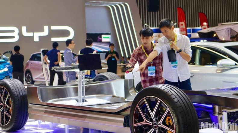Vietnam Motor Show 2024 showcasing green technology