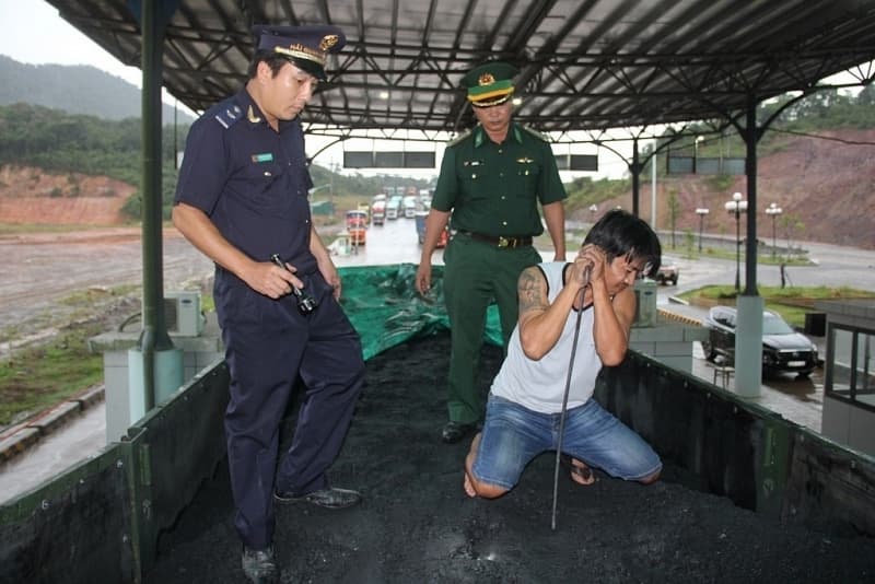 Quang Tri Customs: Revenue from imported coal plunges