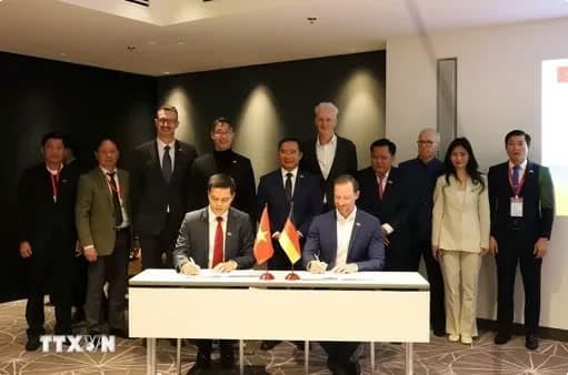 Long An, Germany’s Cologne forge closer trade ties