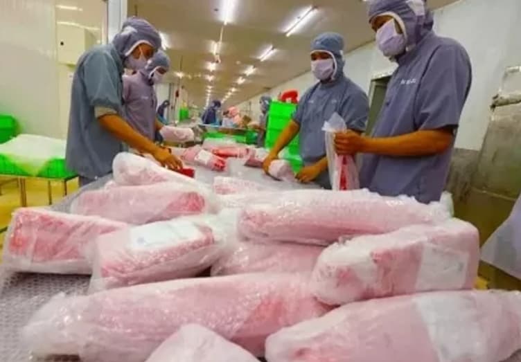 Vietnam, Malaysia look for golden partnership opportunities in Halal industry: Malaysian Minister