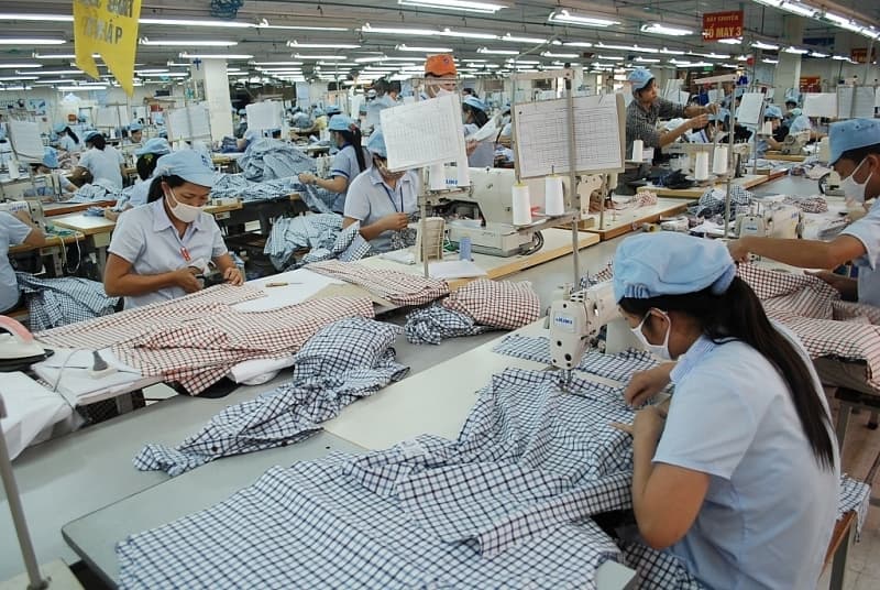 Imports of textile and footwear materials soar amid robust industry growth
