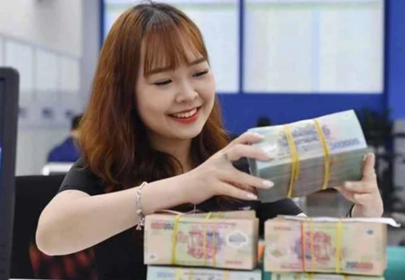 Banks face difficulties in balancing capital raising and lending