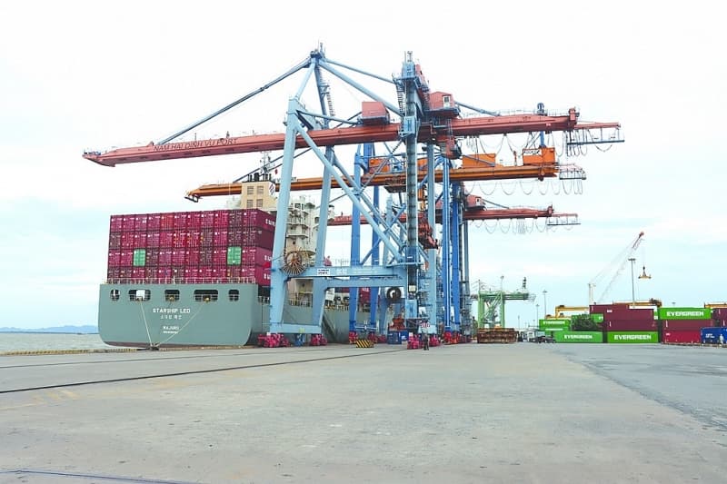 Six export commodity groups see billion-dollar growth