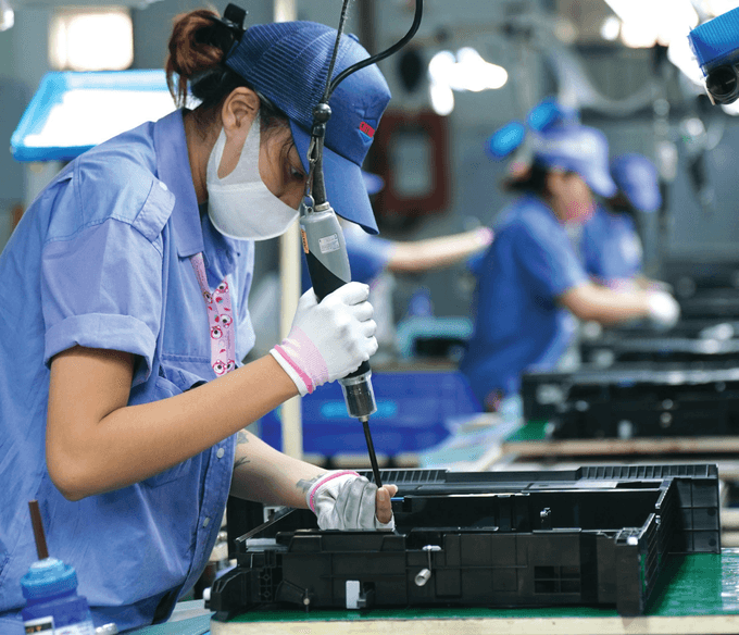 Dual challenge of balancing political tasks with 8-percent growth goal
