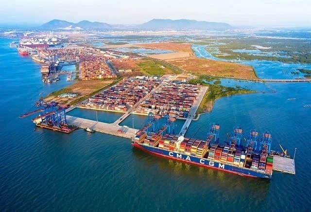 Vietnamese stocks to benefit from Trump's tariff policy