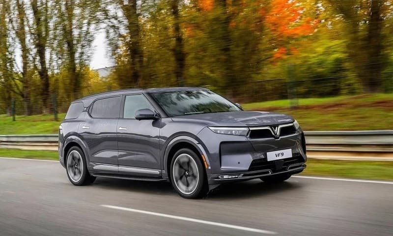 Vietnam's automobile market sees strong shift to 'green' vehicles