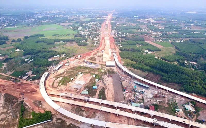 Modern transport infrastructure connects Long Thanh airport