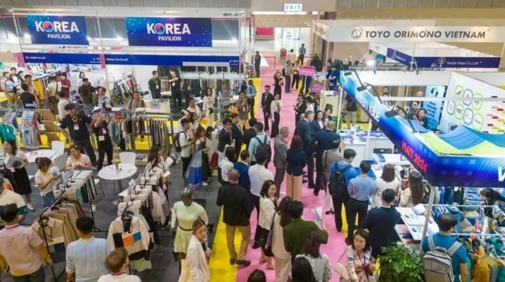 Vietnam’s international textile fair features over 500 booths