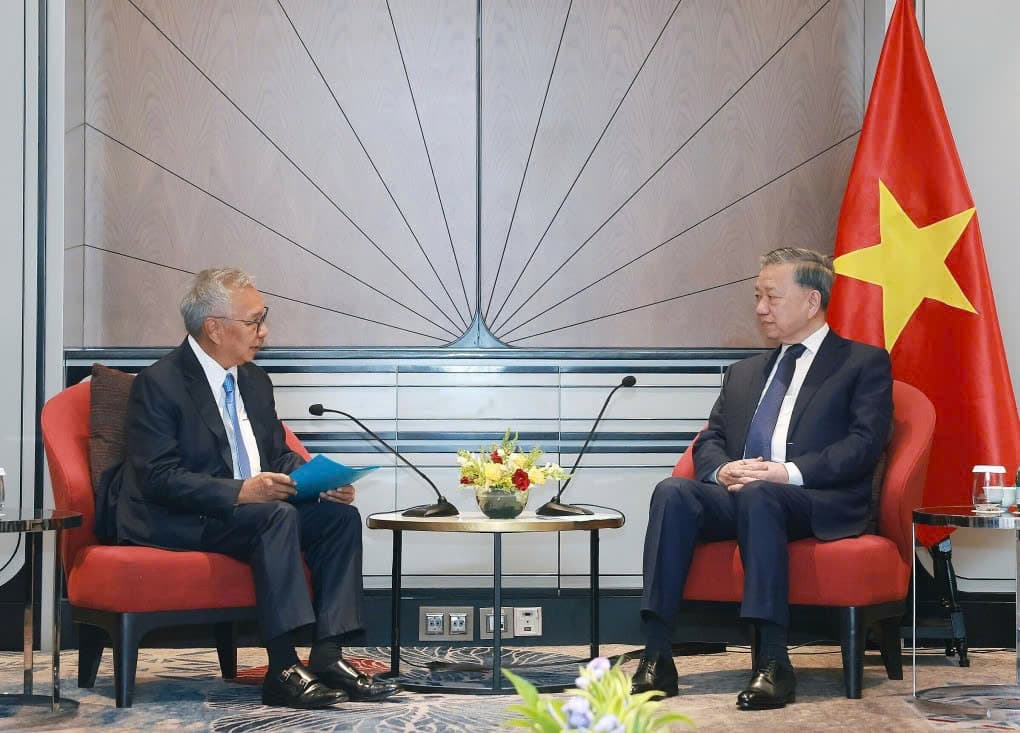 Vietnam commits enabling environment for Indonesian businesses: Party Chief