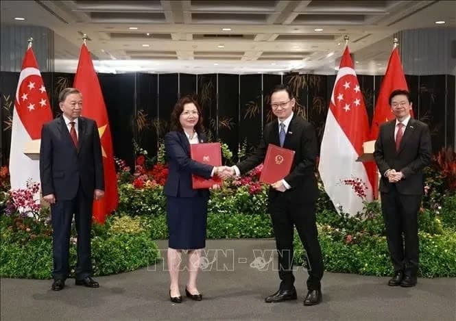 State Securities Commission of Vietnam, Monetary Authority of Singapore strengthen cooperation