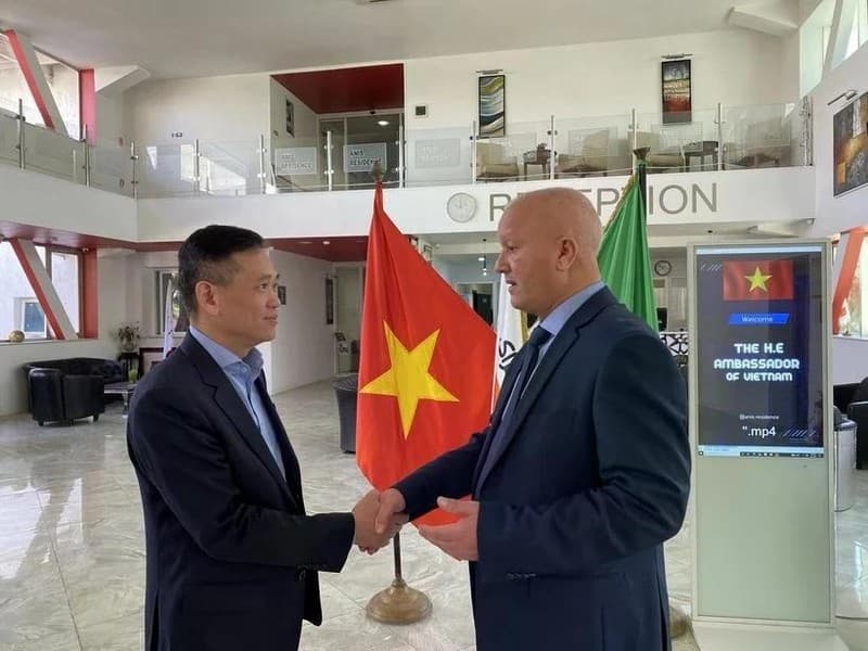 Vietnam's oil venture in Algeria advances to second phase with promising results