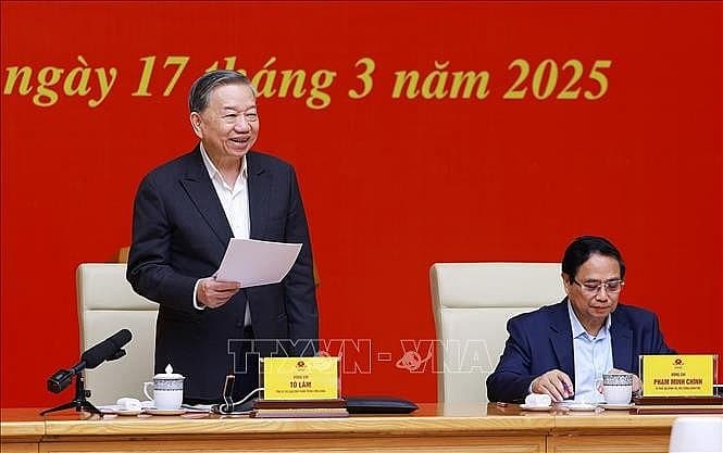 Party chief highlights development of private economic sector as lever for building prosperous Vietnam
