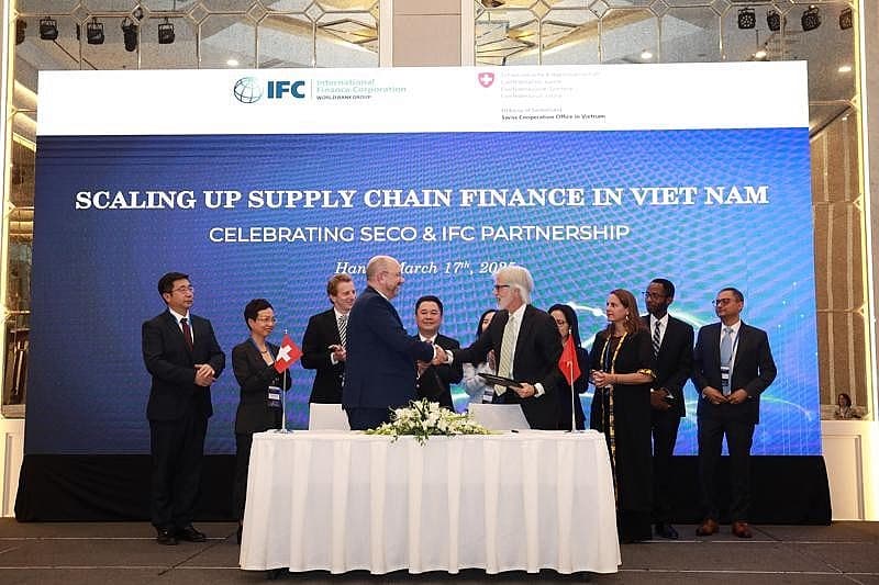 IFC, Switzerland expand support for supply chain finance in Vietnam
