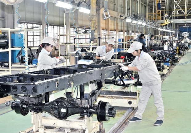 Domestic auto businesses need support