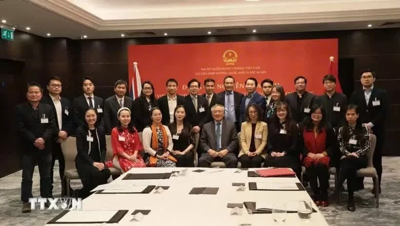 OV intellectuals suggest options for Vietnam’s international financial hub ambition