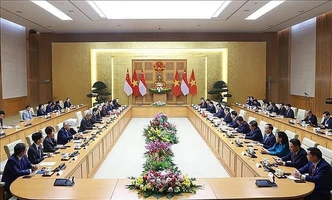 Prime Minister holds talks with visiting Singaporean counterpart