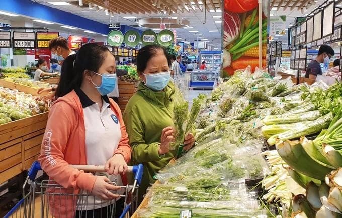 Retail growth drives domestic demand amid export challenges