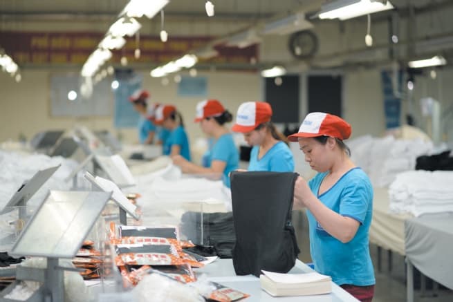 How Vietnamese Businesses Can Navigate Newest U.S.Tariff Reality