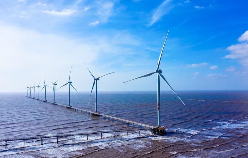 Vietnam developing wind turbine blades that align with weather conditions