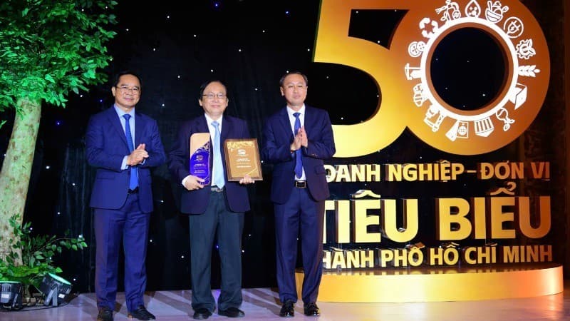 HCM City honours 50 outsanding businesses