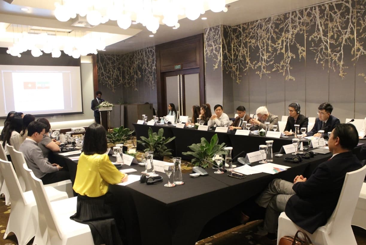 Meeting with Vietnamese and Ethiopian businesses