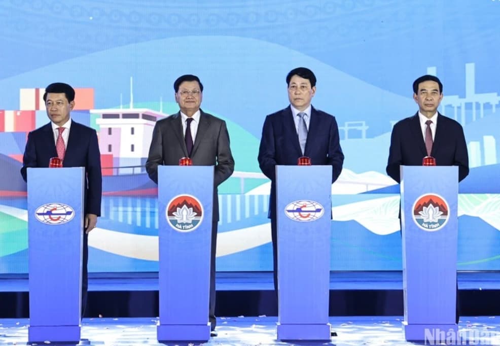 New wharf at Lao - Viet International Port inaugurated
