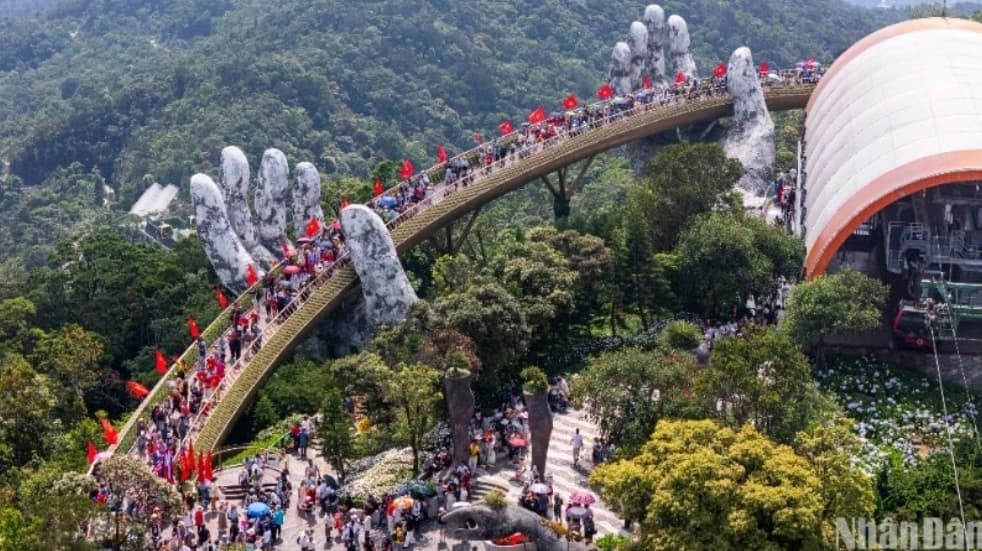Da Nang earns over 93 million USD from tourism during April 30–May 1 holiday