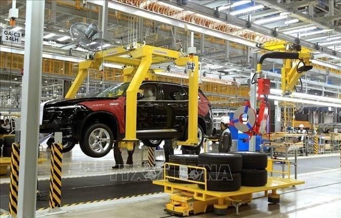 Politburo issues resolution on private economic sector development