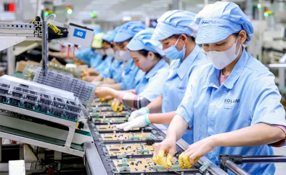 Vietnam's manufacturing sector stays positive amid US reciprocal tariifs