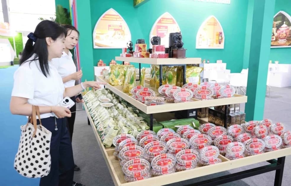 Vietnamese staples showcased at RCEP Economic and Trade Expo in China