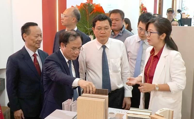 Nearly 900 enterprises join Vietbuild Da Nang 2025