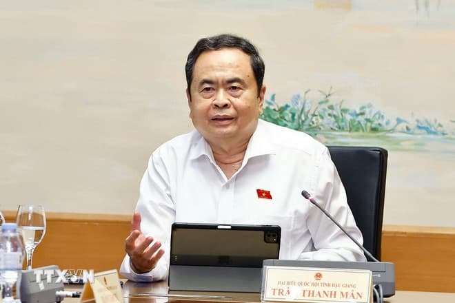 Top legislator stresses importance of institutional reforms to alleviate economic challenges