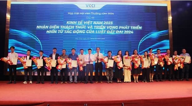 VCCI Mekong Delta organizes the 2025 Annual Member Business Conference