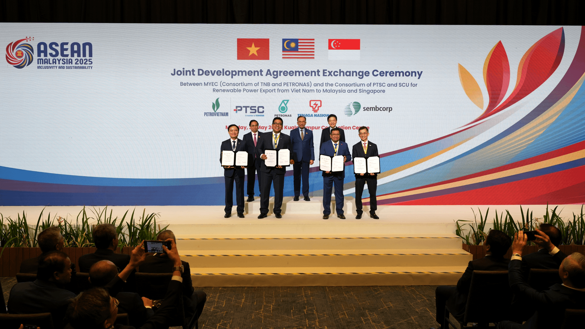 Malaysia, Vietnam, and Singapore firms promote renewable energy exports
